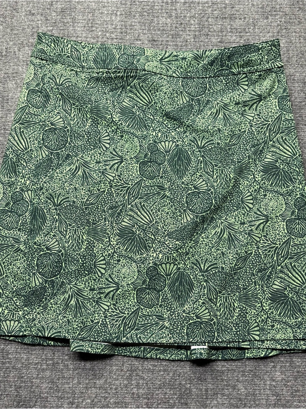 Ripskirt Hawaii Wrap Skirt Womens Medium Green Floral Seashells Cover Up